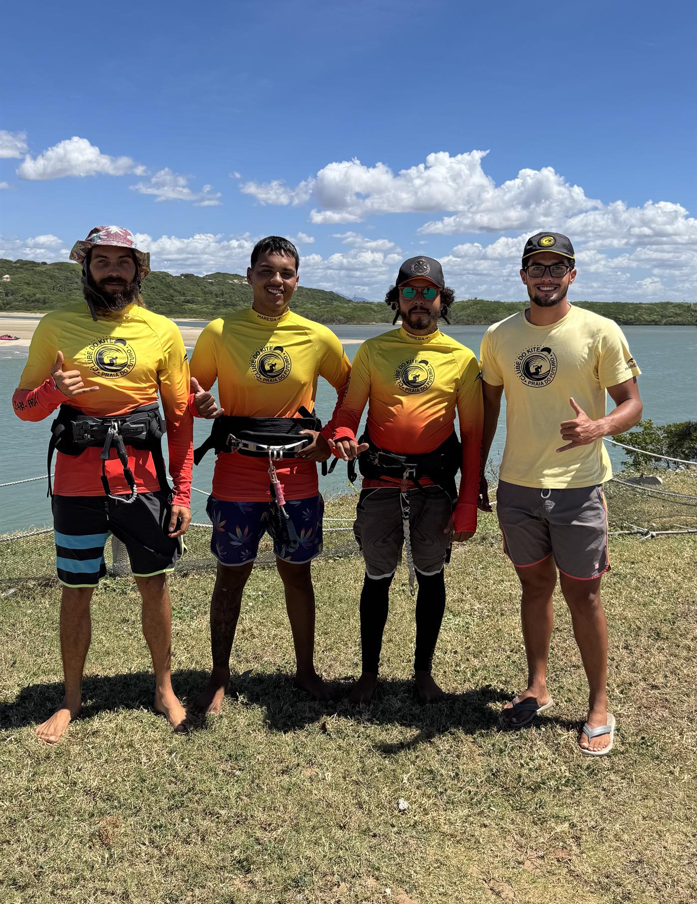 Equipe Clube do Kite na Praia do Futuro