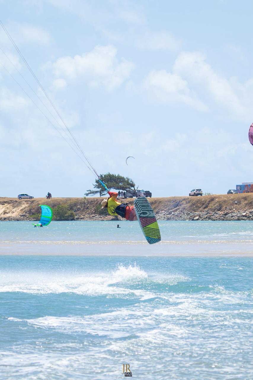 Aula de kitesurf